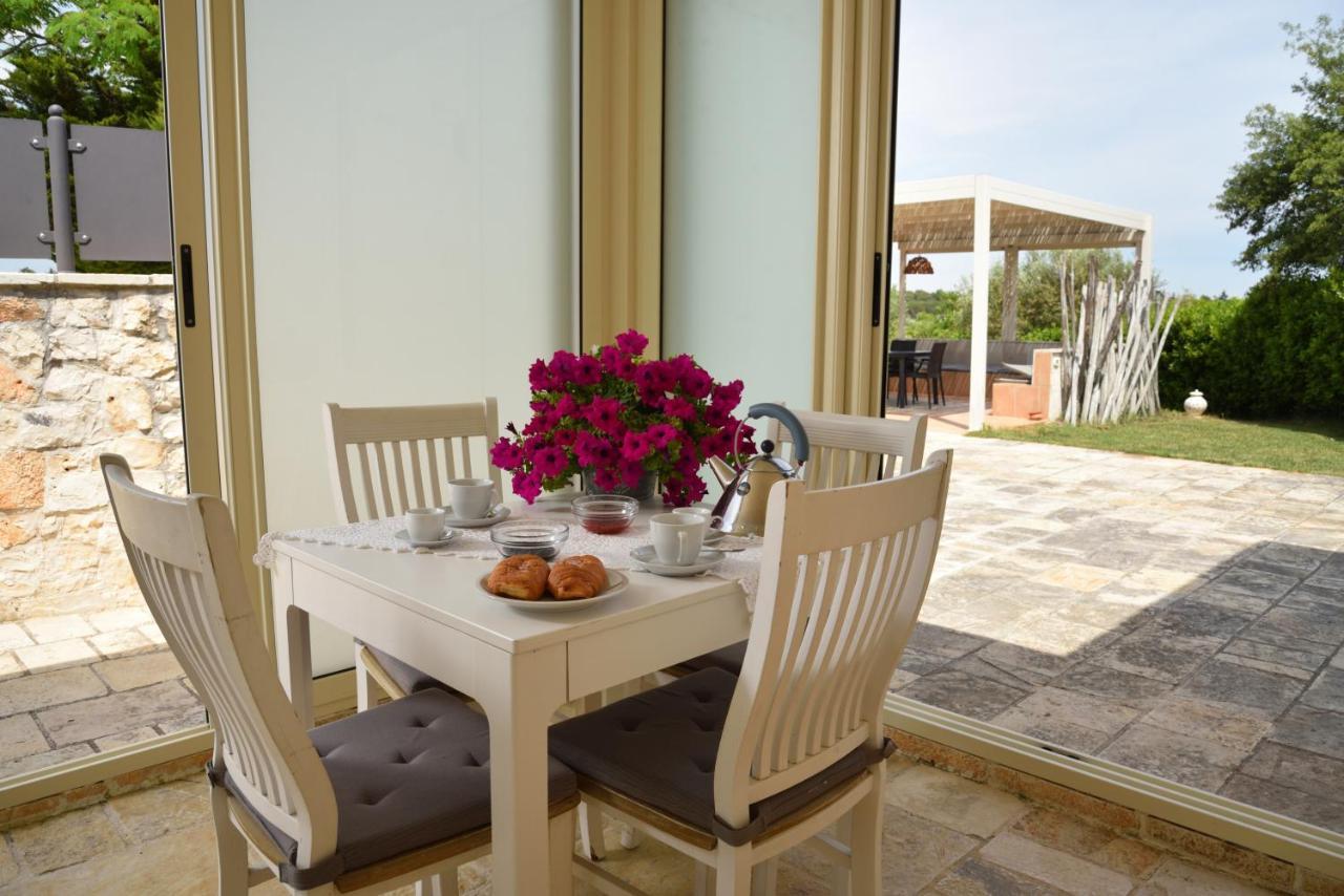 Trullo Delle Querce Suite Private Pool มาร์ตินาฟรังกา ภายนอก รูปภาพ