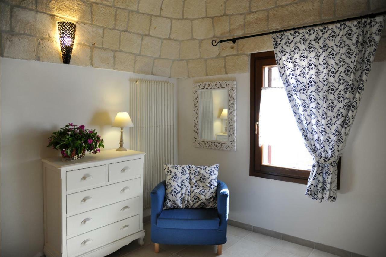 Trullo Delle Querce Suite Private Pool มาร์ตินาฟรังกา ภายนอก รูปภาพ